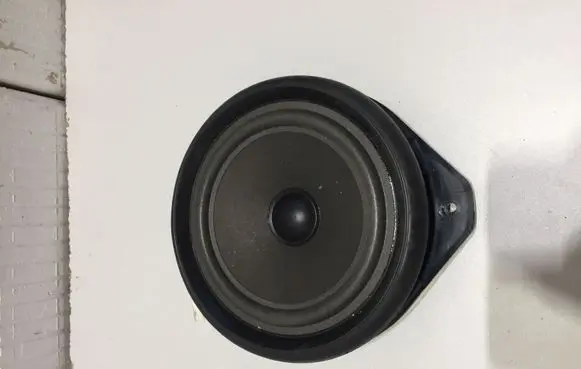 Audi A4 S4 B7 8E 8H Rear door speaker 8E0035411