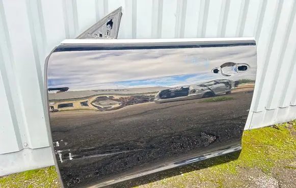 Maserati Ghibli Front door