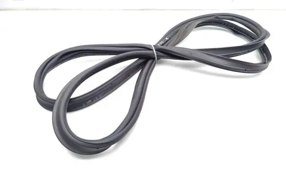 Cupra Born Seal rubber (tailgate) 10A827705B