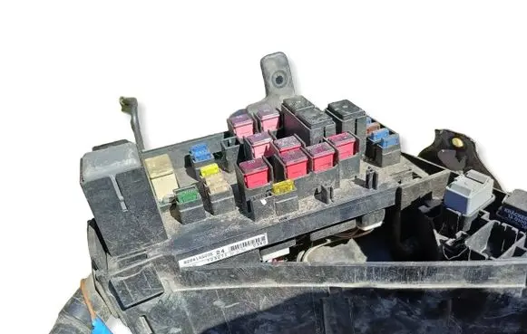Subaru Legacy Fuse box set 82241AG00E