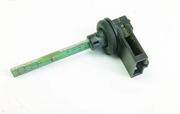 Audi A4 S4 B5 8D Interior temperature sensor 4B0820539 784300