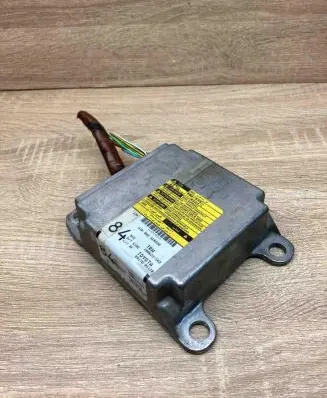Toyota Avensis T250 Airbag control unit/module 8917005120 208623102 WithPlug