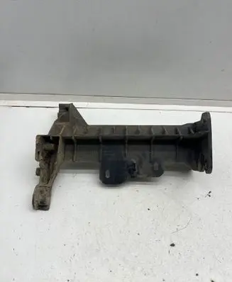 Renault Megane IV Rear bumper mounting bracket 850474039R
