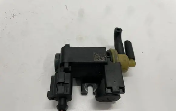 Audi A5 8T 8F Vacuum valve 8K0906627