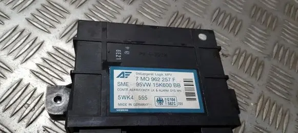 Seat Alhambra (Mk1) Comfort/convenience module 7m0962257f