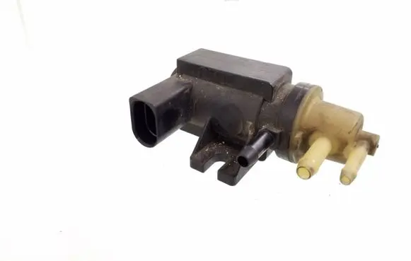 Volkswagen Golf V Turbo solenoid valve 1K0906627A 70086800