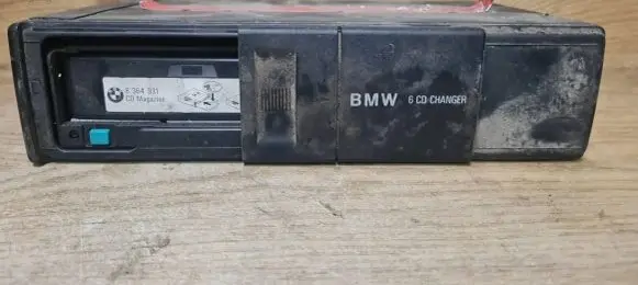 BMW 5 E39 CD/DVD changer 65128361584