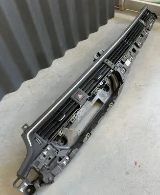 Audi A4 S4 B9 Dash center air vent grill 8W1820902D 08122018 09618