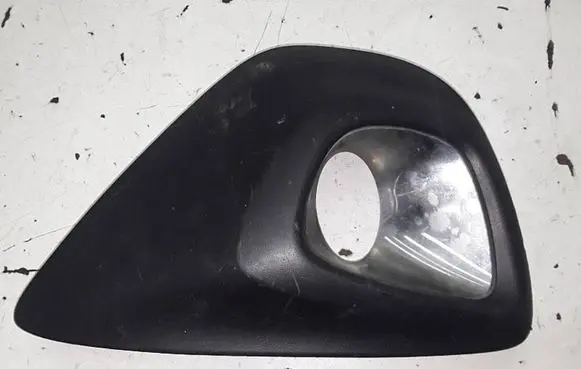 Nissan Qashqai Front fog light trim/grill 261A38993R 3086960