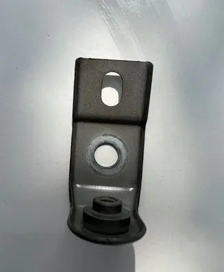 Skoda Kamiq Fender mounting bracket 654821431