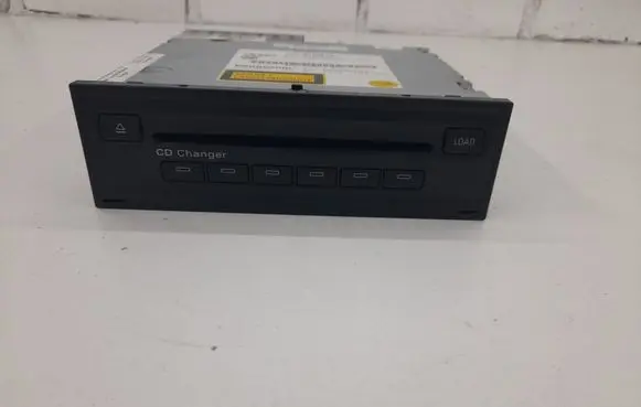 Audi A6 S6 C6 4F CD/DVD changer 4E0910110E