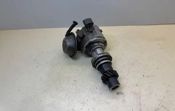 Audi 80 90 B2 Spark distributor 0237020045 056905205J Z415