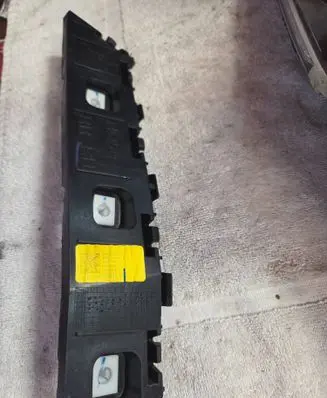 KIA Sportage Rear bumper mounting bracket 86652R2000