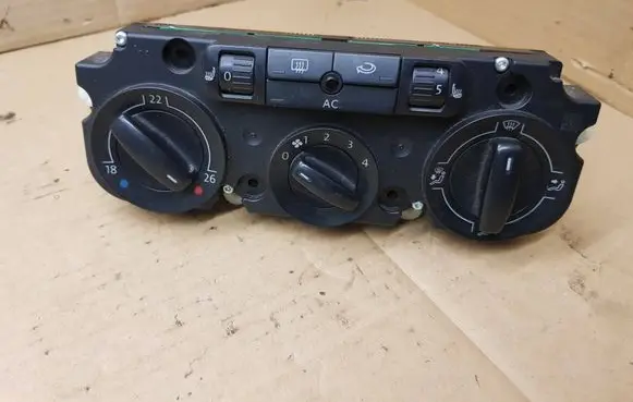 Volkswagen Eos Climate control unit 1K0820047GA 5HB009352