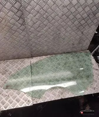Audi A3 S3 8V Front door window glass four-door 