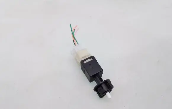 Suzuki Ignis Brake pedal sensor switch