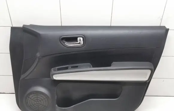 Nissan X-Trail T31 Front door card panel trim 80910jg00a