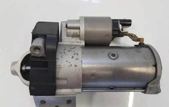 BMW 7 G11 G12 Starter motor