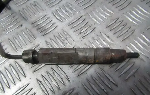 Renault Laguna I Fuel injector KBEL58P147
