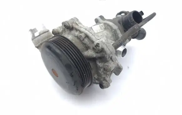 Mercedes-Benz B W246 W242 Water pump A6512000501