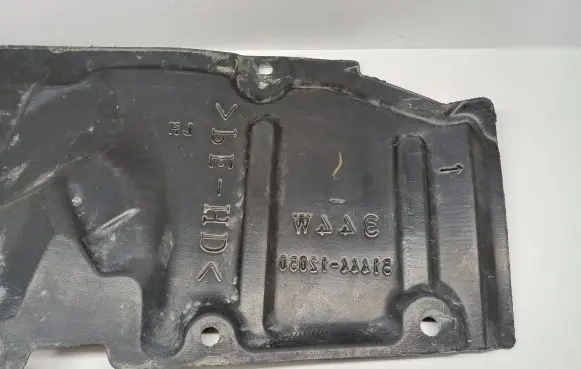 Lexus CT 200H Engine splash shield/under tray 5144412050