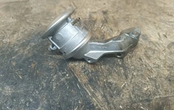 Audi Q5 SQ5 EGR valve 06E131102B 72228632
