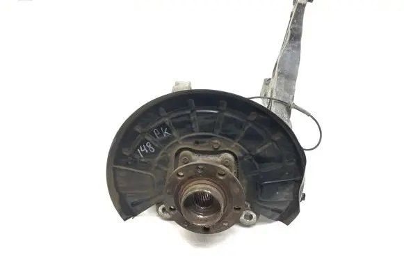 Jeep Cherokee Front wheel hub spindle knuckle 2251732S 2251732A