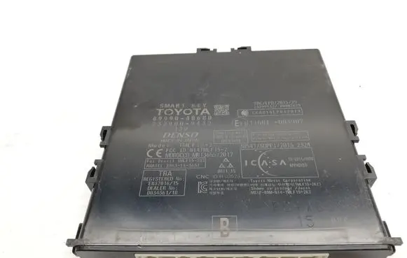 Lexus RX 450H Keyless (KESSY) go control unit/module 8999048680