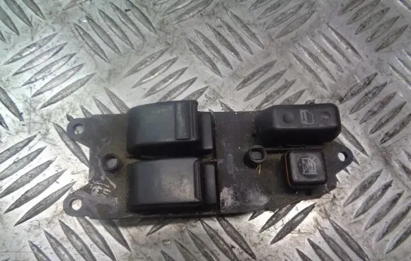 Nissan Primera Electric window control switch