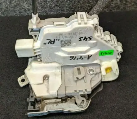 Audi A3 S3 8V Front door lock 8X1837015C