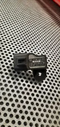 Ford Transit Air pressure sensor 0261230225