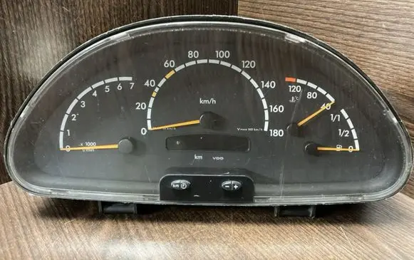 Mercedes-Benz Sprinter W901 W902 W903 W904 Speedometer (instrument cluster) 0004467121 A0004467121