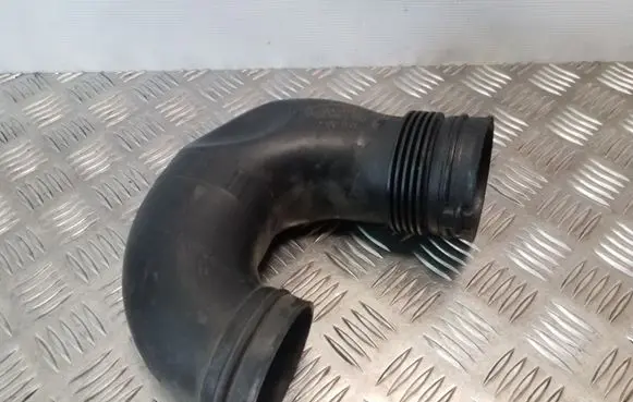 Audi A3 S3 8P Air intake hose/pipe 1K0129618AF