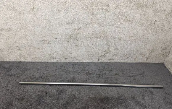 Mini One - Cooper F56 F55 Front door glass trim molding 7299991