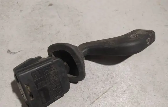 Opel Zafira A Wiper control stalk 90124931 90243253 90221176