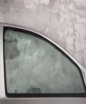 Volvo S60 Front door window glass four-door