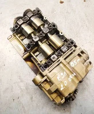 BMW 3 E90 E91 Oil pump 10600044cb