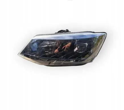 Skoda Fabia Mk3 (NJ) Headlight/headlamp 6V1941015B