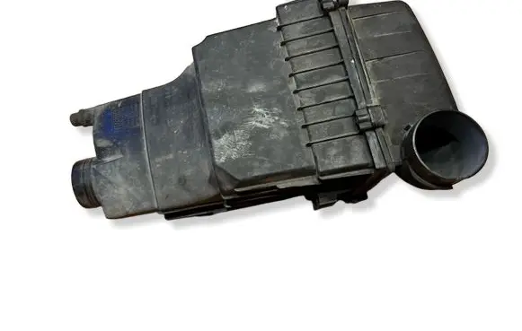 Peugeot 206 Air filter box 9634107180