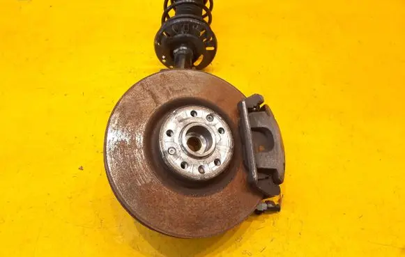Citroen DS4 Front wheel hub spindle knuckle 9833656280