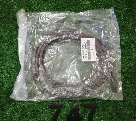 Toyota Auris E180 Rubber seal tailgate window/glass 56117-50140