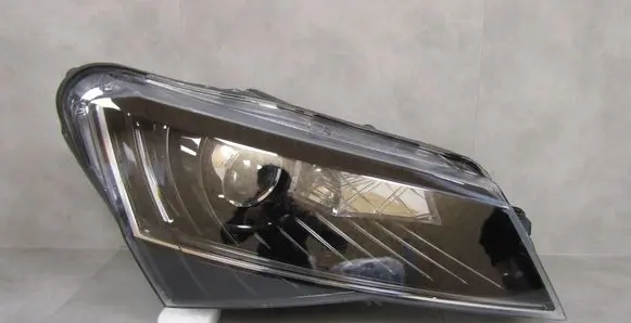 Headlight/headlamp