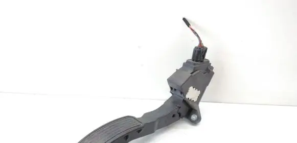 Toyota Auris 150 Accelerator throttle pedal 7811002010