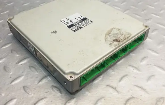 Mazda 323 F Engine control unit/module 4079131333