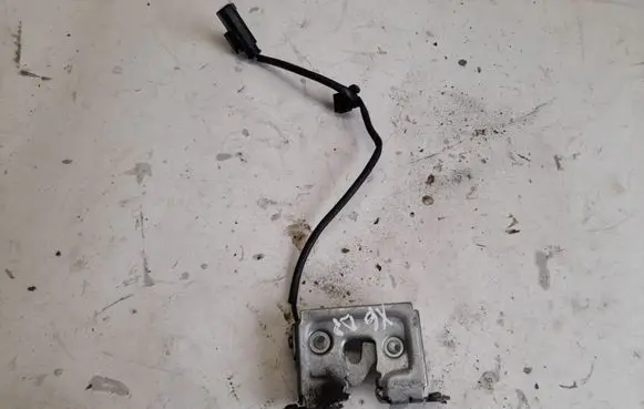 BMW X6 E71 Engine bonnet/hood lock/catch 7178753