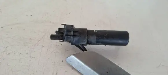 Opel Astra H Headlight washer spray nozzle