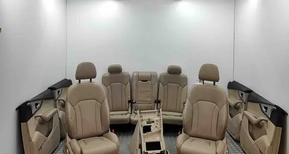 Audi Q7 4M Interior set 4M1868017 4M1868018