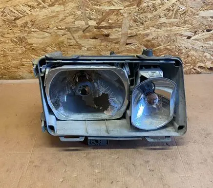 Mercedes-Benz E W124 Headlight part 12985200