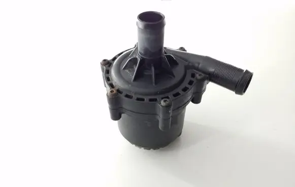 Tesla Model S Electric auxiliary coolant/water pump