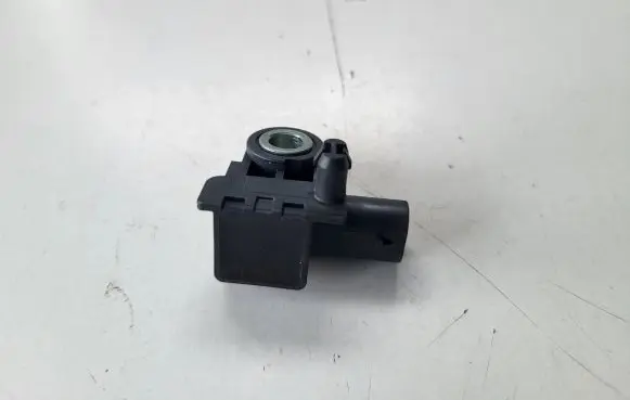 Opel Mokka B Airbag deployment crash/impact sensor 9831467780